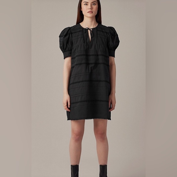 Hudson North Dresses & Skirts - Hudson North Puff Sleeve A Line Mini Dress